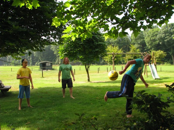 Mic chilling with Yair and Leor